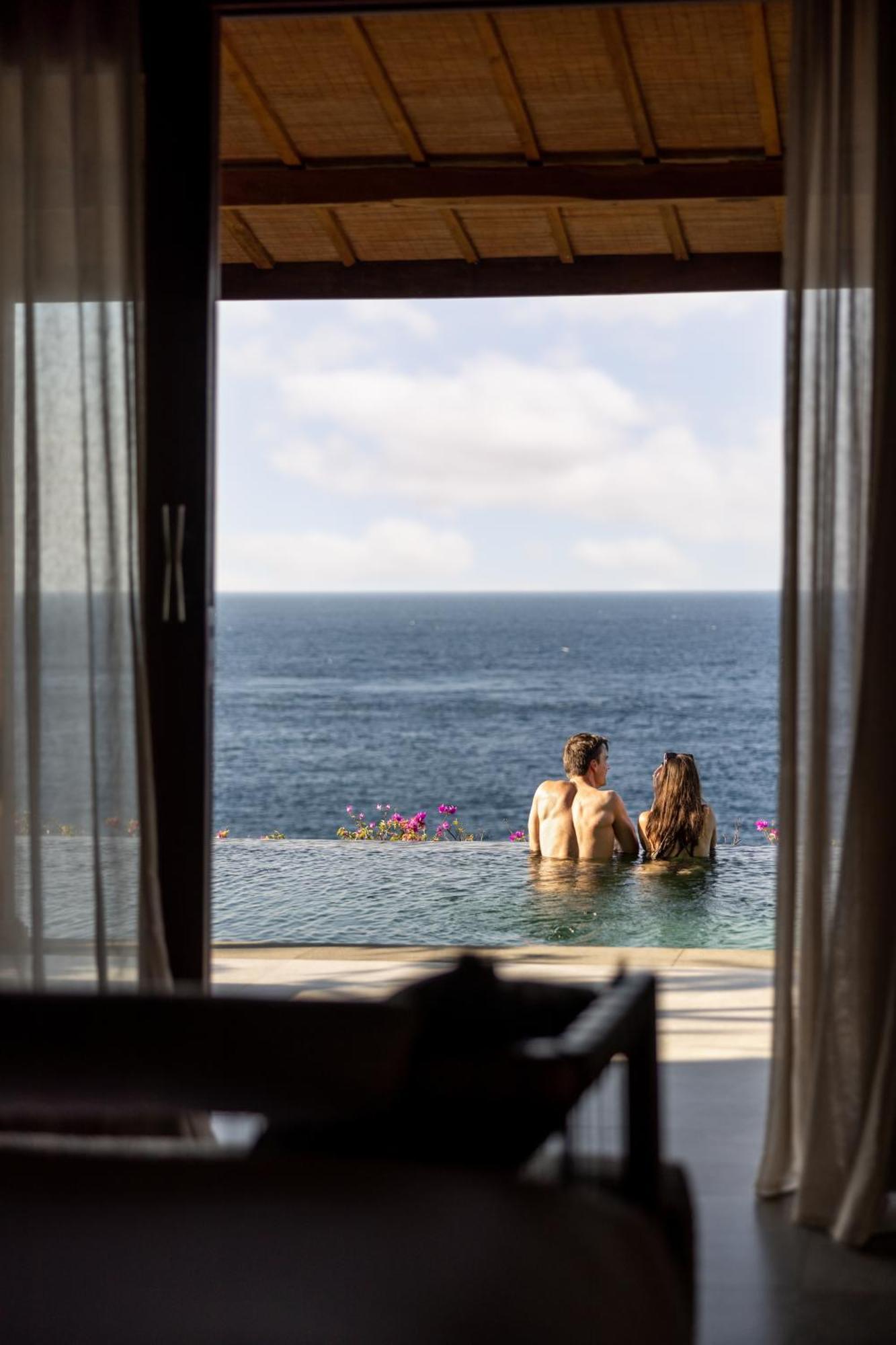 Tanglad Semaya Beach Resort מראה חיצוני תמונה