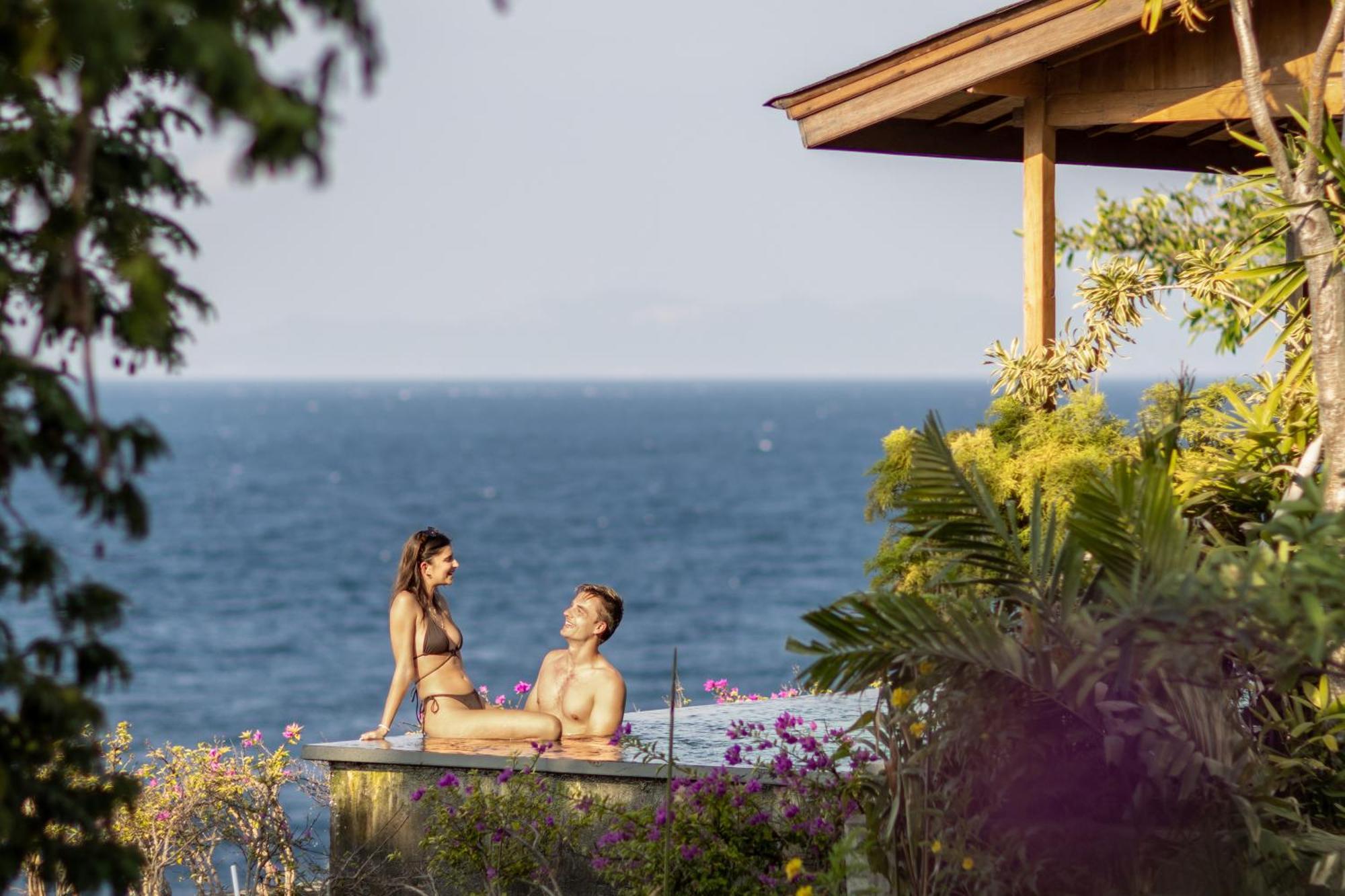 Tanglad Semaya Beach Resort מראה חיצוני תמונה